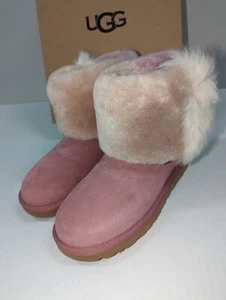 Neu im Karton UGG Classic Mini Wisp Lammfell Manschette Stiefel - Pink Dawn GRÖSSE 6,0 7,0  - Bild 1 von 7