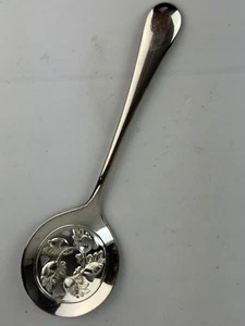 Vintage Acorn Leonard Silverplate Serving Spoon Tomato Cranberry Slotted Italy - Picture 1 of 2