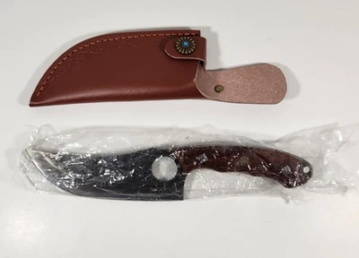 WXCOO HUNTING KITCHEN KNIFE DAMASCUS STEEL SHARP BLADE & LEATHER SHEATH  - Image 1 of 4