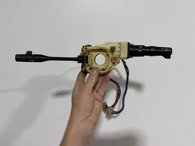 Controles de interruptor de limpiaparabrisas de señal de giro de faros OEM Datsun 280ZX 1979-1983 Foto 1 de 4