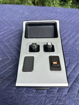 84-89 NISSAN 300ZX Z31 CENTER CONSOLE TRIM PANEL/SWITCHES/MIRROR CONTROL OEM!! - Image 1 of 4