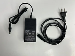 TOSHIBA UA2035P001 Power Supply Cord Adapter, Black - OEM Original 12V, 2A - Picture 1 of 4