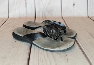 Шлепанцы кожаные Life Stride Simply Comfort Elysa с цветком женские размер 6 М  - Изображение 1 из 4