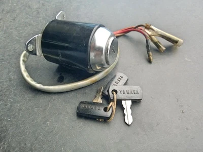 Nuevo de Lote Antiguo Original Yamaha 125 YAS3 AS3 100 LS2 Interruptor de Encendido Principal Motor Apagado Foto 1 de 4