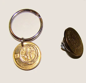 LLAVERO ÁCARO VIUDA CORBATA TACHUELA/SOLAPA PIN de Israel moderno moneda de 5 agorot JOYAS - Imagen 1 de 1