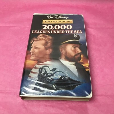 20,000 Leagues Under The Sea VHS Tape Walt Disney Family Film Collection - Image 1 of 4