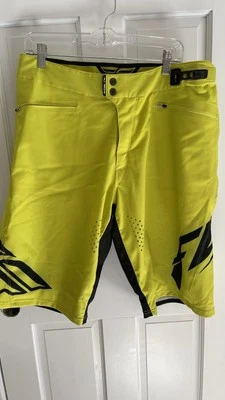 Fly Men’s Racing Radium Riding Short Size 34 - Image 1 of 4
