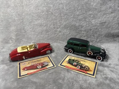 Set 2 Vtg Cars 1940 Cadillac Series 62 & 1932 Fleetwood Series 355-B - Image 1 of 4