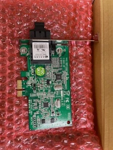 Black Box Network - LH1390C-SC-R2 - Black Box PCI-E Fiber Adapter, 100BASE-FX, - Picture 1 of 1