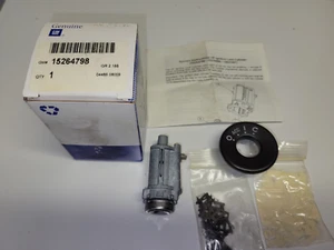 NUEVO Kit de cilindro de bloqueo de encendido genuino GM OEM 04-12 Malibu G6 Aura 15264798 - Imagen 1 de 1