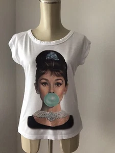 Unbranded Women White Top Sz XS Gift from Madrid Spain - Picture 1 of 5