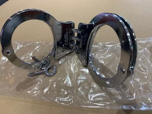 SOLID STEEL HINGED POLICE HANDCUFFS 2 GENUINE KEYS PROFESSIONAL QUALITY BAR LINK - Picture 1 of 11