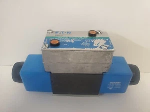 NEW UNUSED! EATON VICKERS HYDRAULIC SOLENOID VALVE DG4V-3S-2C-M-FWL-B5-60-EN21 - Picture 1 of 4