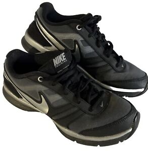 Nike Damen Total Core Tr2 649849-002 schwarze Laufschuhe Turnschuhe Größe 8,5
