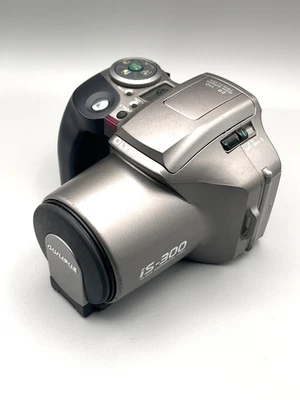 Olympus IS-300 Film Camera 35mm - Immagine 1 di 4