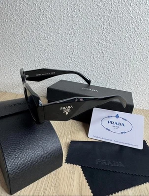 Gafas De Sol PRADA PR 17WS 1AB-5SO Black 49-20 New - Imagen 1 de 4