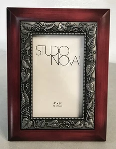Studio Nova Picture Frame Wood & Metal Holds 4x 6” Image Outside 8 1/4 x 6 1/4” - Picture 1 of 5