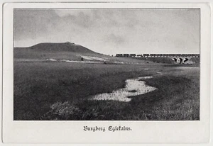 Letonia BURGBERG EGLEKALNS Kurgan en Curland View TREN en PUENTE FERROVIARIO 1910s - Imagen 1 de 2