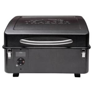 Traeger Trailhead Wood Pellet Grill | New In Box Costco Set - Picture 1 of 2