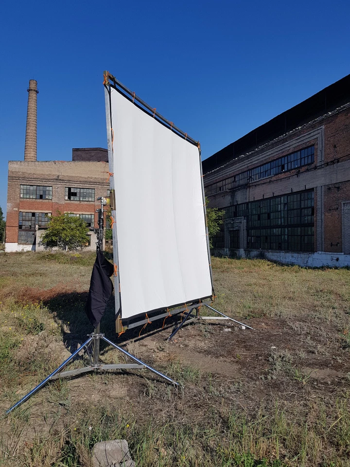 12x12 3.6x3.6m Ultrabounce Negro/Blanco Rebote con Bolsa de Transporte. Para compradores de EE. UU. Foto 1 de 4