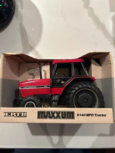 Case Maxuum 5140 MFD Tractor Ertl 1/16 Die-Cast - Picture 1 of 5