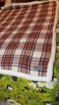 Manta Sherpa de franela Eddie Bauer  Foto 1 de 4