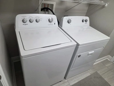 Washer & Dryer - Image 1 of 4