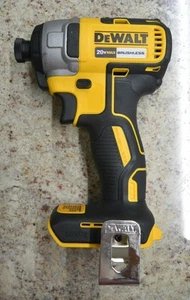 DEWALT DCF787 20V MAX Li-ion inalámbrico sin escobillas 1/4" atornillador de impacto ligero - Imagen 1 de 3