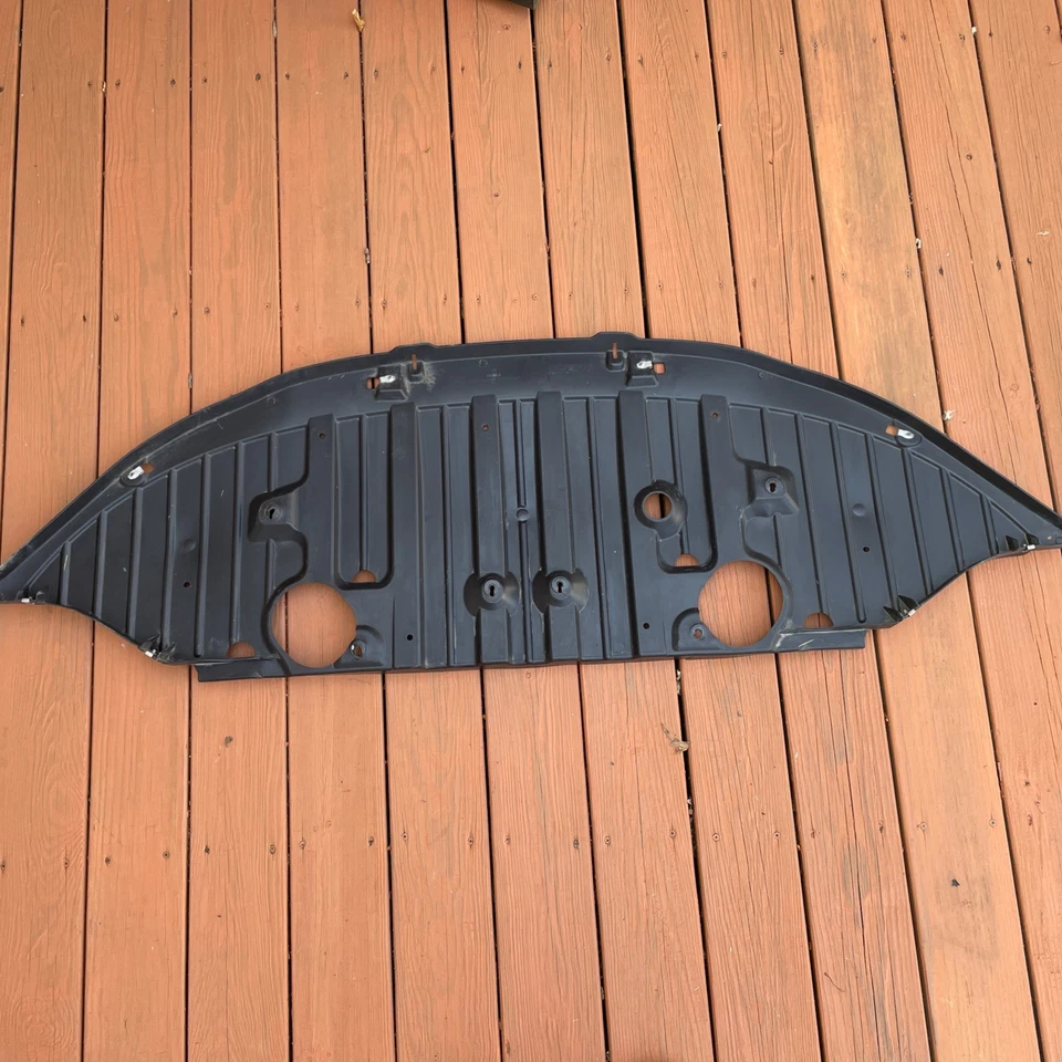 Chevrolet Caprice 2014 PPV delantal inferior panel deflector de presa de aire Foto 1 de 4