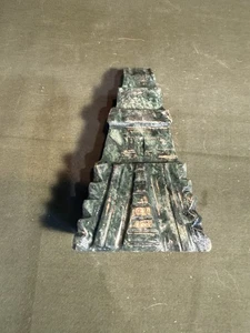 Stone MesoAmerican Pyramid - Picture 1 of 5