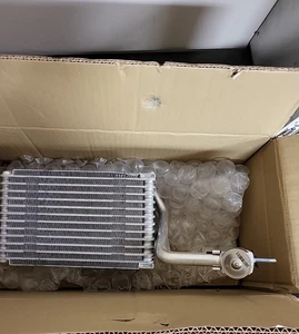 Evaporador de aire acondicionado Core-SXT, VIN: G Mopar 68057709AA--Nueva caja abierta / sw2 - Imagen 1 de 6