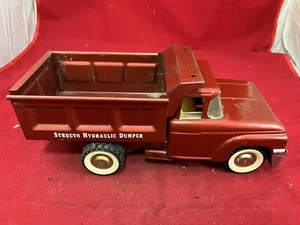 Structo Hydraulic Dumper Dump Truck Tin Toy - Picture 1 of 10
