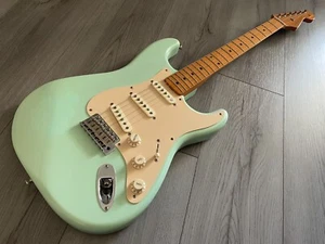 2008 Fender Classic Series 50s Stratocaster in Surf Green - Picture 1 of 21