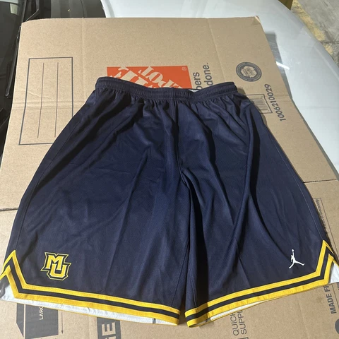 Jordan Marquette University Golden Eagles Basketball Practice Shorts Mens SZ XL Cover
