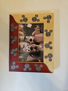 Marco de fotos cabeza de Mickey Mouse con incrustaciones de metal de dos tonos de Walt Disney World - Imagen 1 de 6