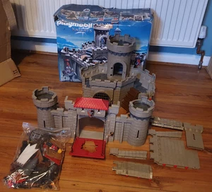 Playmobil 6001 Hawk Knights Castle Dungeon (Not sure if Complete - See Photos) - Picture 1 of 19
