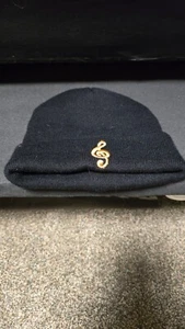 TREBLE CLEF STOCKING CAP BEANIE BLACK AND GOLD - Picture 1 of 2