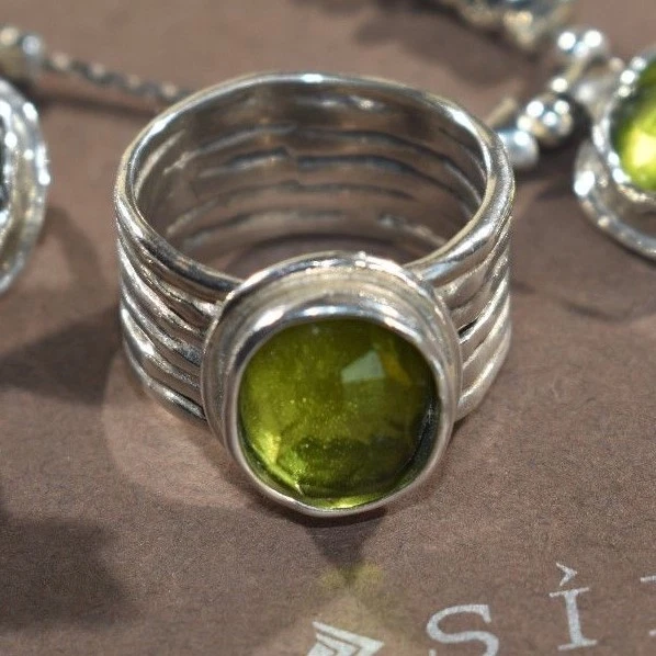 Anillo de plata de ley de vidrio verde Silpada talla 6,5 R1463 collar pendiente a juego Foto 1 de 4