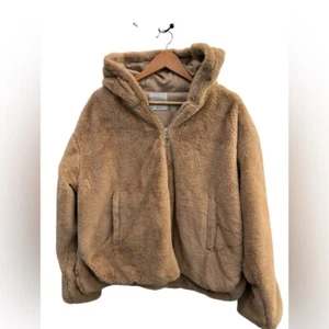 Angel Kiss Teddy Bear  Soft Faux Fur Bomber Jacket Tan Size L Cozy, Retro. NWOT - Picture 1 of 9