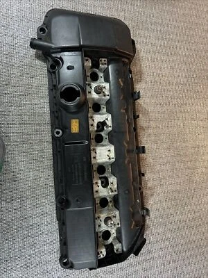 111214329280 tapa válvula bmw 325xi 2004 Foto 1 de 4