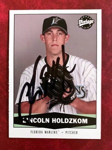 LINCOLN HOLDZKOM Florida Marlins *Deceased* 2004 UD SIGNED AUTOGRAPH Card