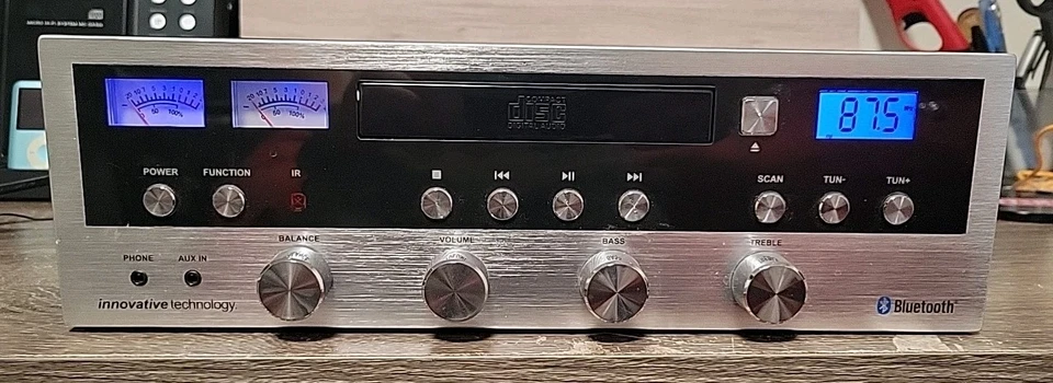 Bluetooth CD Player Stereo Receiver von Innovative Technology - Bild 1 von 4