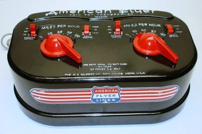 22090 American Flyer 350 Watt Dual Train Transfomer [Lot 11-T32] - Image 1 of 3