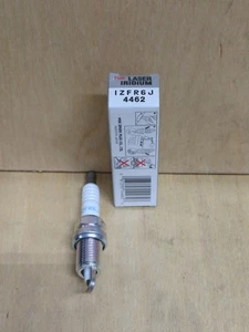 NGK LASER IRIDIUM Iridium Spark Plug IZFR6J 4462 - Imagen 1 de 1