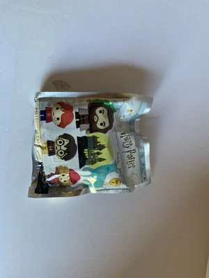 Harry Potter Mini Figure Bag Clip Mystery Blind Bag Series 8 New Sealed 2024 - Image 1 of 4