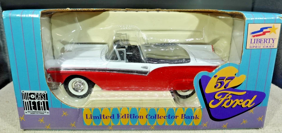 Banco de monedas Ford Liberty Classics 1957 1/24 Foto 1 de 3
