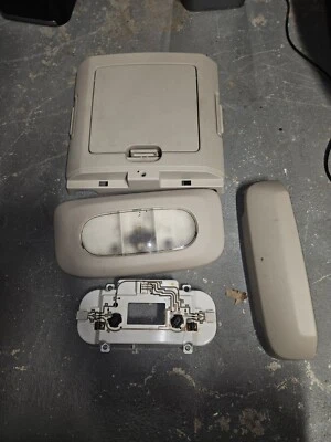 Console Front Roof Crew Cab Sliding Console Fits 04-08 FORD F150 PICKUP 615135 Foto 1 de 4