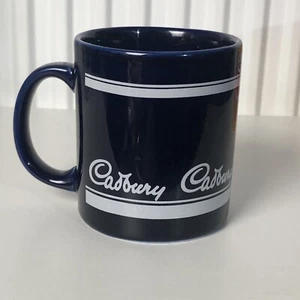 Vintage Cadbury Becher / Keramik / Dunkellila / Schokolade Retro - Bild 1 von 4