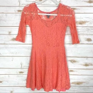 Bebe Pink Coral 3/4 Sleeve Lace Sexy Fit & Flare Cocktail Dress Small - Picture 1 of 5