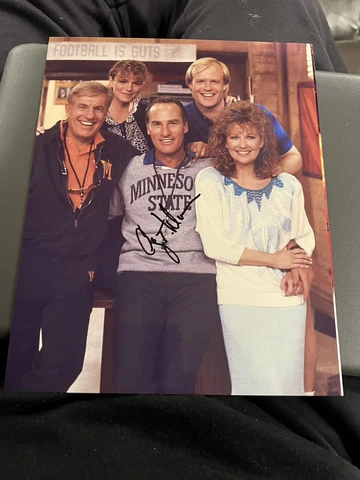 Craig T Nelson signed 8x10 photo The Incredibles Coach autographed 4 Cover